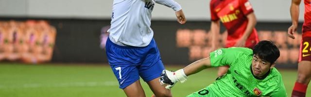 星空体育-【喜讯】郭田雨租借加盟葡超半年 出国前已续约泰山